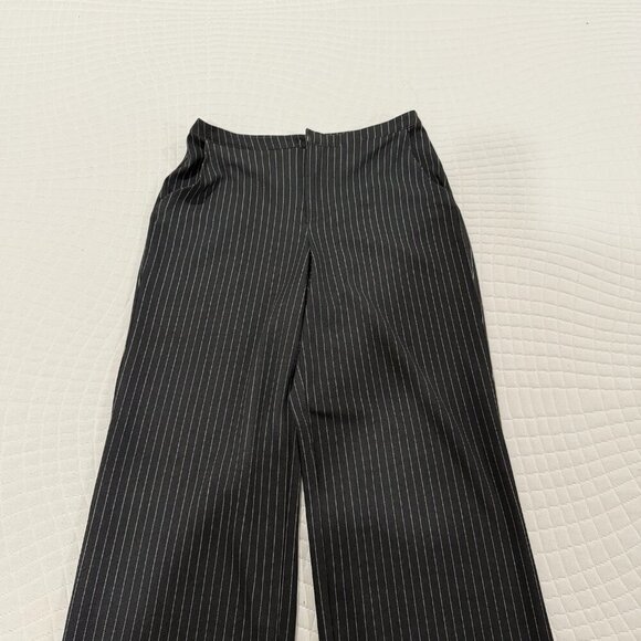 H&M Women's Striped Black Trousers - Picture 2 of 4